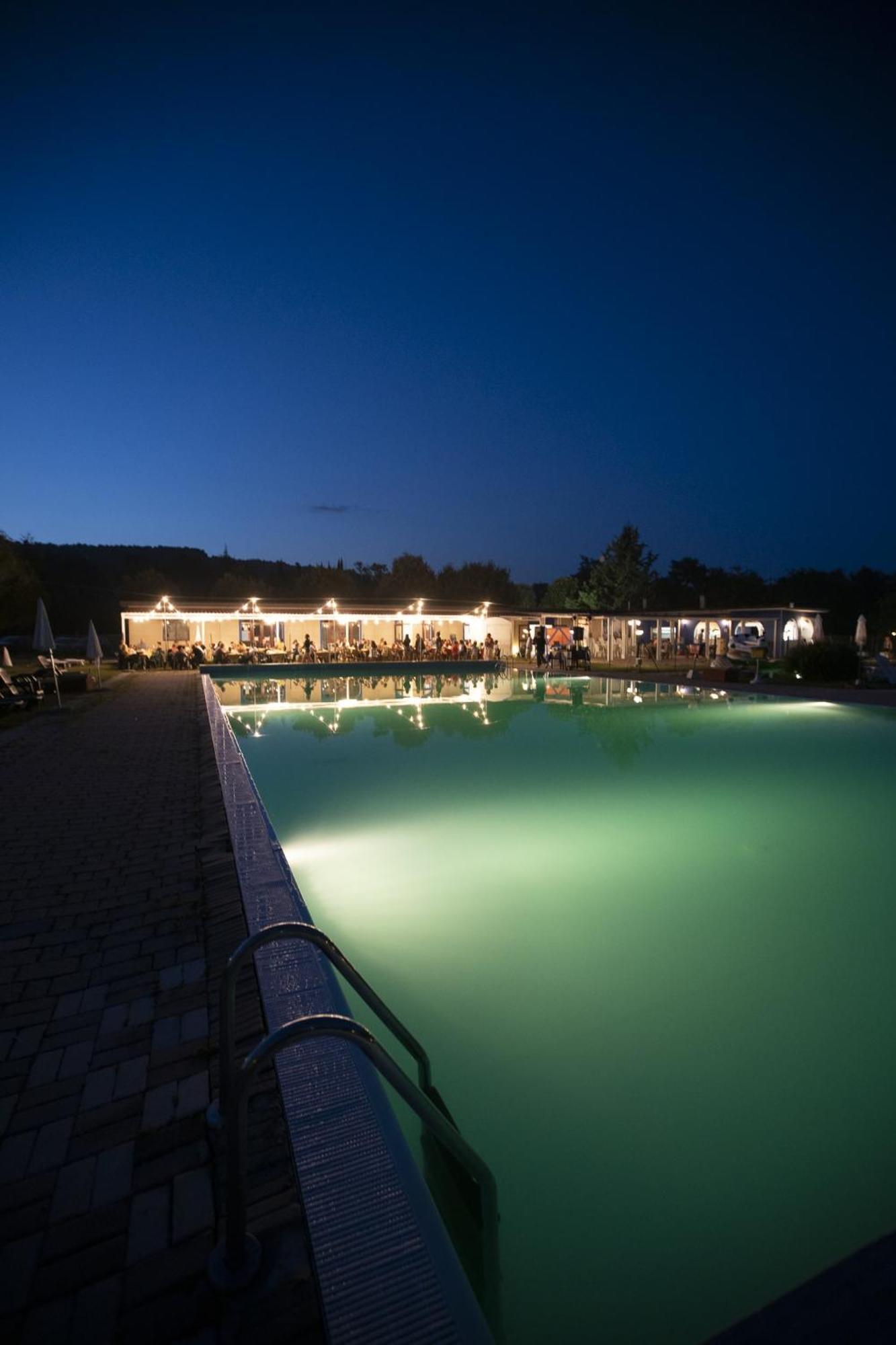 Centro Vacanze - Garden River Altidona Exterior photo